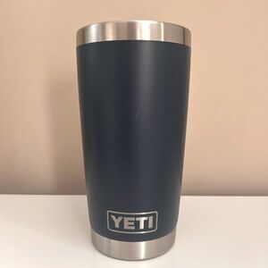Yeti 20oz Travel Coffee Mug Tumbler Navy